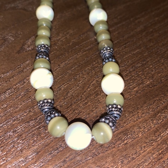 Green & Silver Stone Necklace & Earring Set Light Green Agate Like Beads - Picture 5 of 9